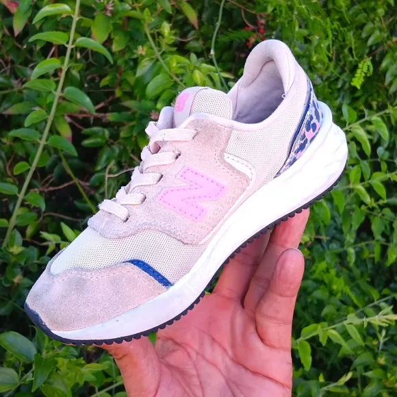 New Balance Kid's X70 V1 Bungee Sneaker (GIRLS)