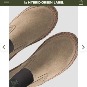 New: Hybrid Green Label Canvas Slip On Sneaker