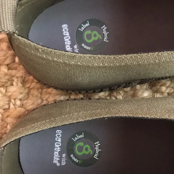 New: Hybrid Green Label Canvas Slip On Sneaker