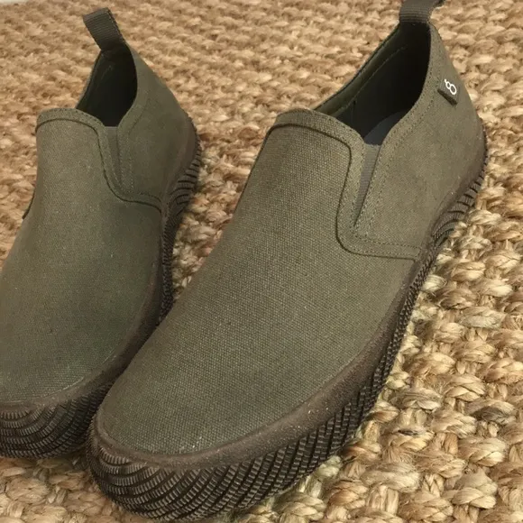 New: Hybrid Green Label Canvas Slip On Sneaker