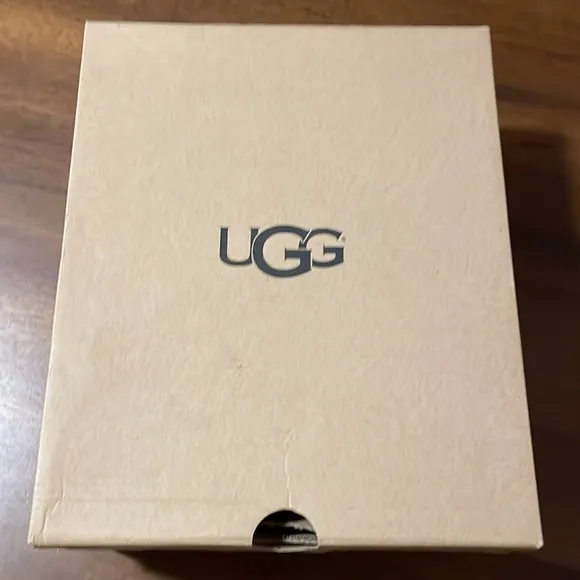 New Ugg Shoes NWT Ugg Little Kid Harwell Bomber Boots - Size 1 | Color: Brown