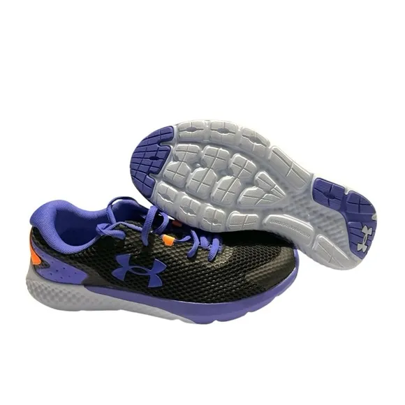 NEW Under Armour GGS Charged Rogue - Black and Purple Size Y6/ Women’s 7