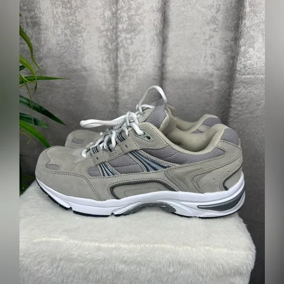 NEW Vionic Men’s 23Walk Classic Sneakers Grey Sz US 9.5W