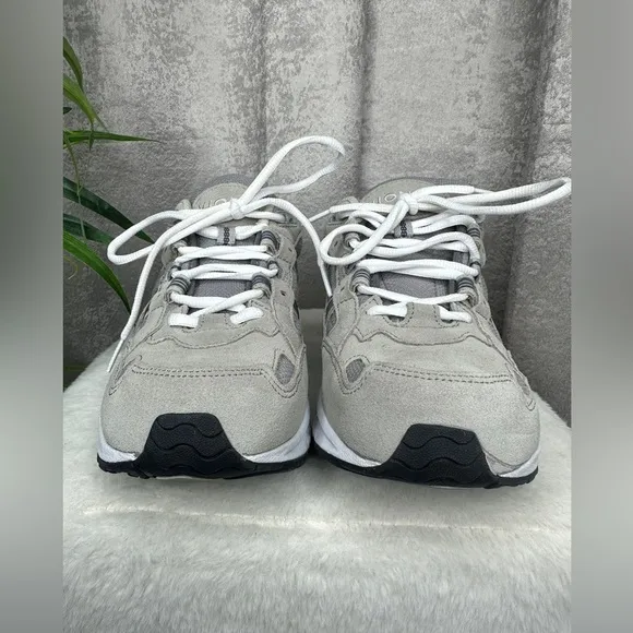 NEW Vionic Men’s 23Walk Classic Sneakers Grey Sz US 9.5W