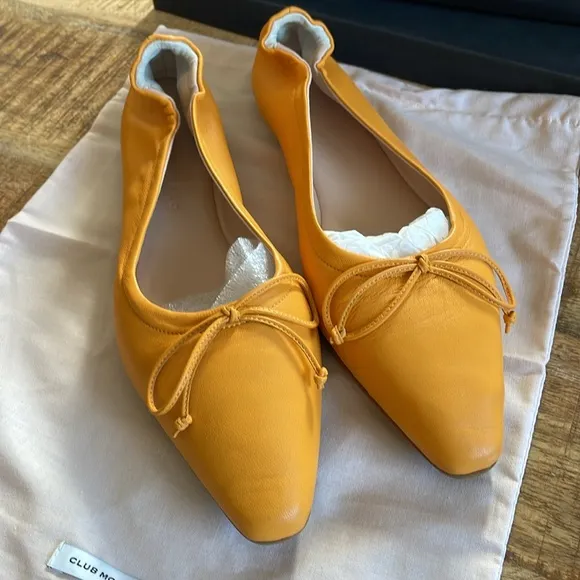 NIB | Club Monaco &quot;Peechie&quot; Leather‎ Ballet Flats Tangerine