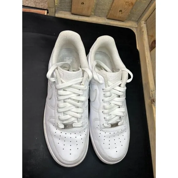 Nike Air Force 1 Low White Sneakers Mens Size 9 Leather Classic Athletic Shoes