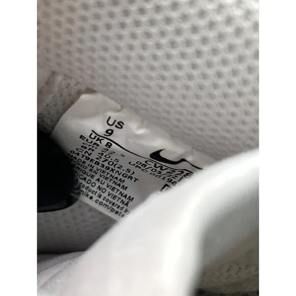 Nike Air Force 1 Low White Sneakers Mens Size 9 Leather Classic Athletic Shoes