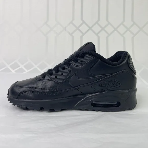 Nike Air Max 90 Triple Black Sneakers Shoes Size 4.5Y Style 833412-001