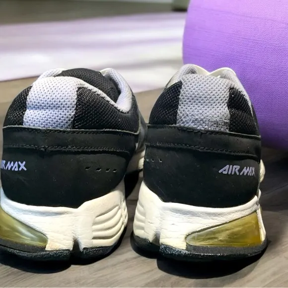 Nike Air Max Run Lite 3 Purple - Size 7Y