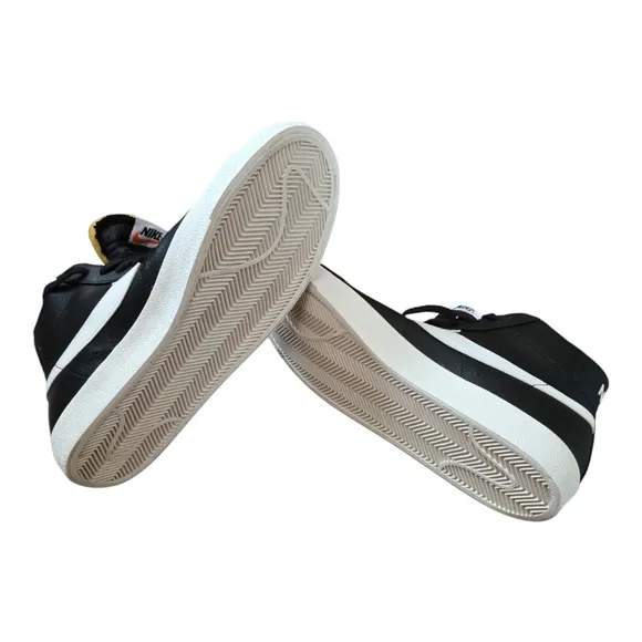 Nike Blazer Mid 77 Black Sail And White Sneakers