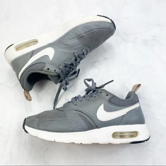 [Nike] Boys Gray Air Max Sneakers