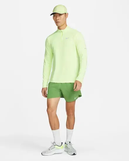 Nike Dri-FIT Stride Men's 13cm (approx.) Brief-Lined Running Shorts - Light Green