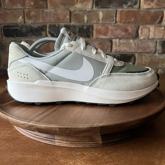 Nike Men's Waffle Nav Suede Jade Horizon Green Walking Sneakers Shoes Size 10.5