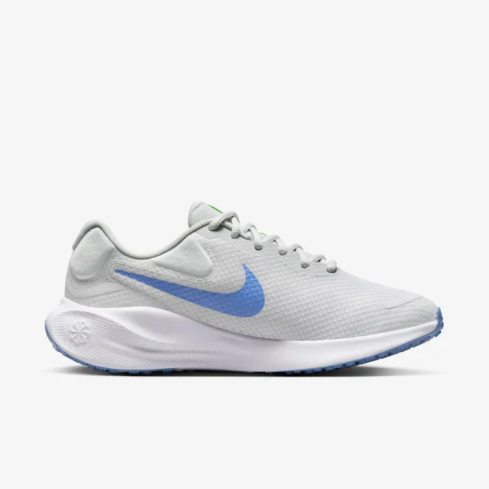 Nike Revolution 7 Trainer