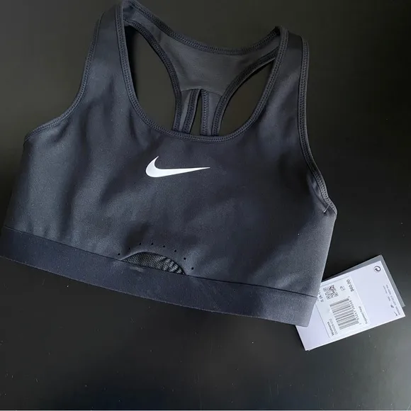 NIKE Swoosh High-Support Non-Padded Adjustable Sports Bra