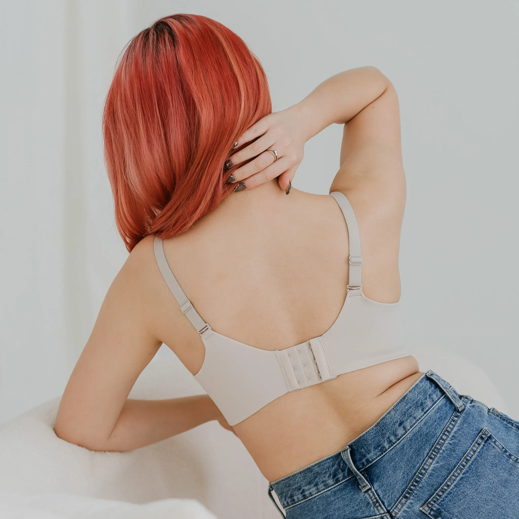 No Bulge! Seamless Wireless Bra in Velvet Creme