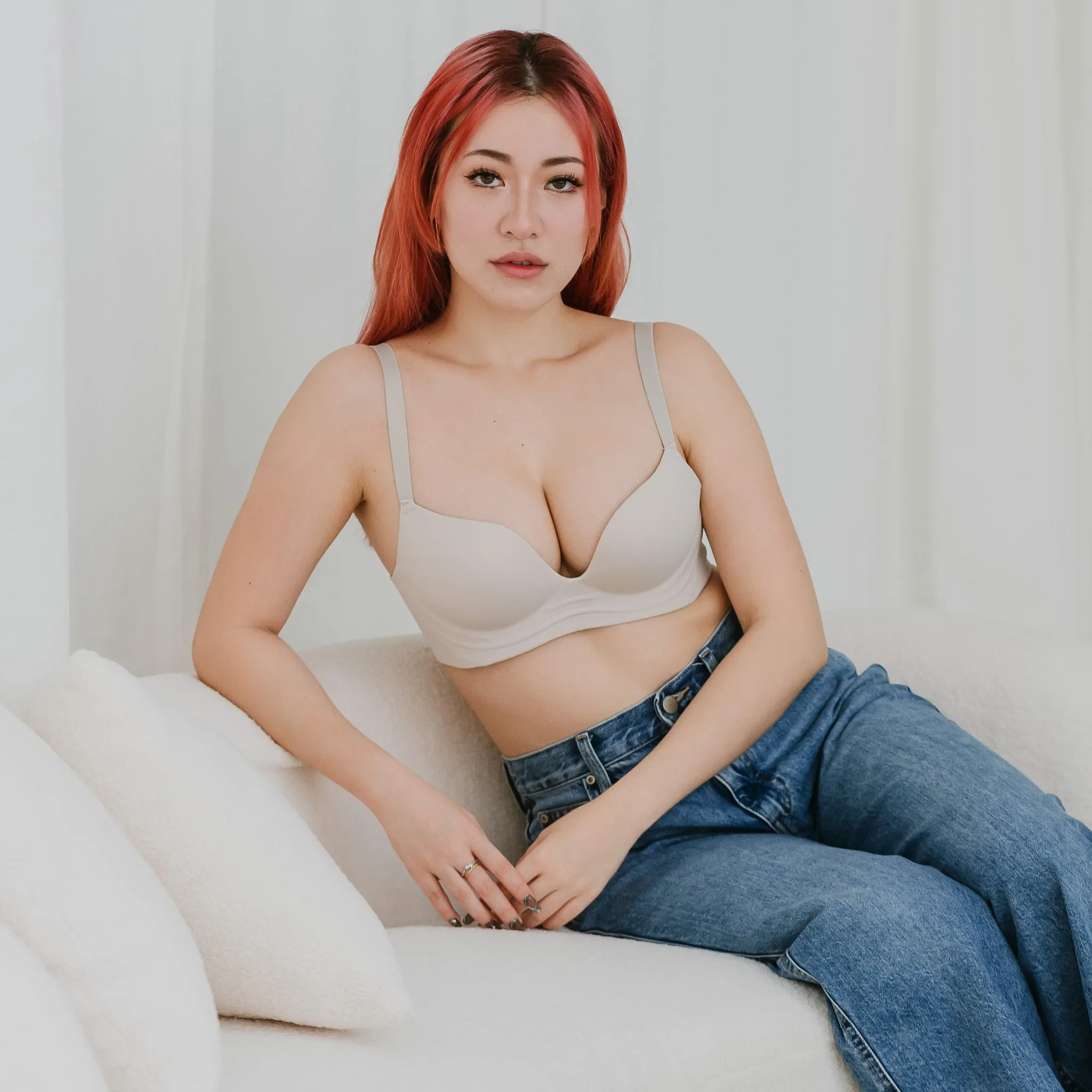 No Bulge! Seamless Wireless Bra in Velvet Creme