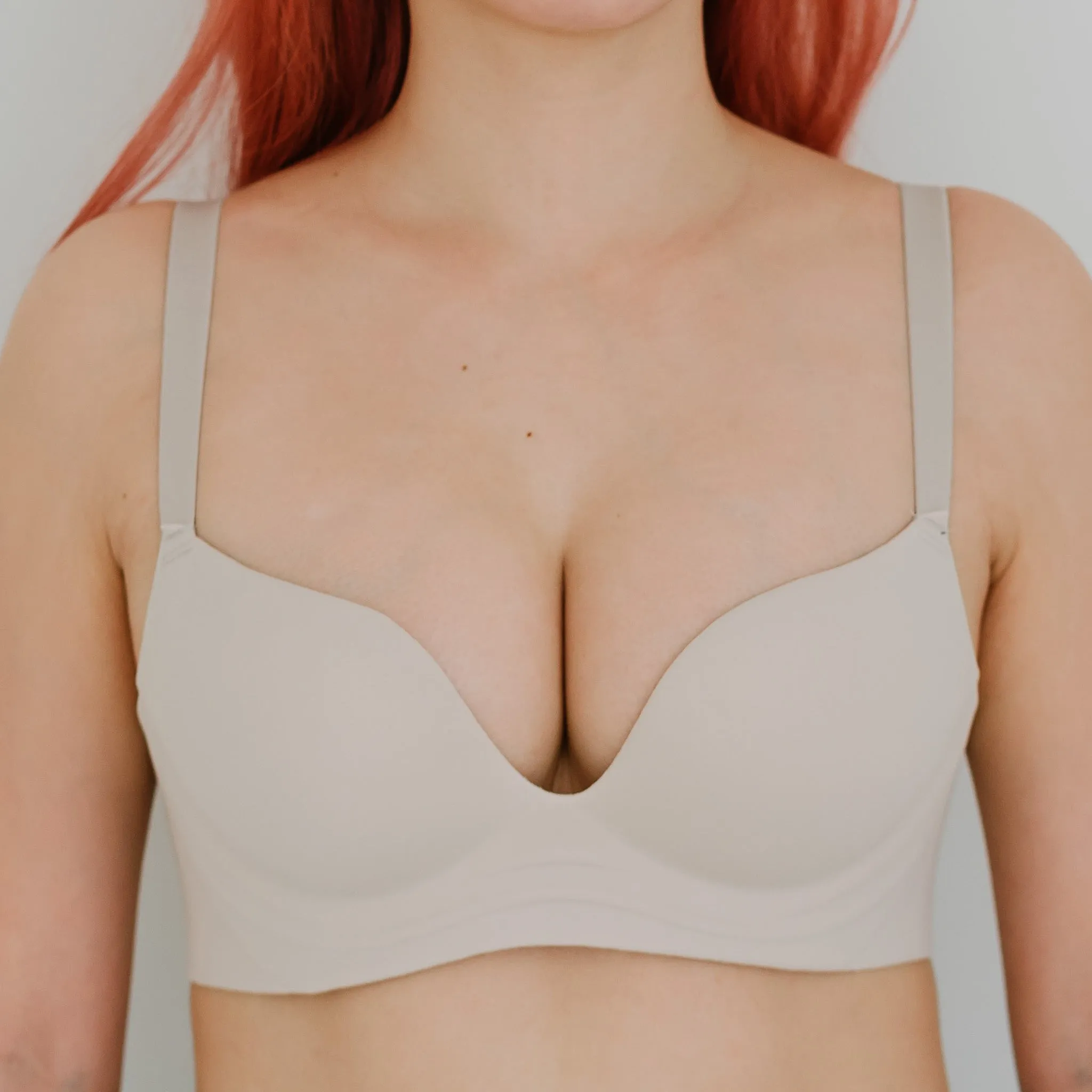 No Bulge! Seamless Wireless Bra in Velvet Creme