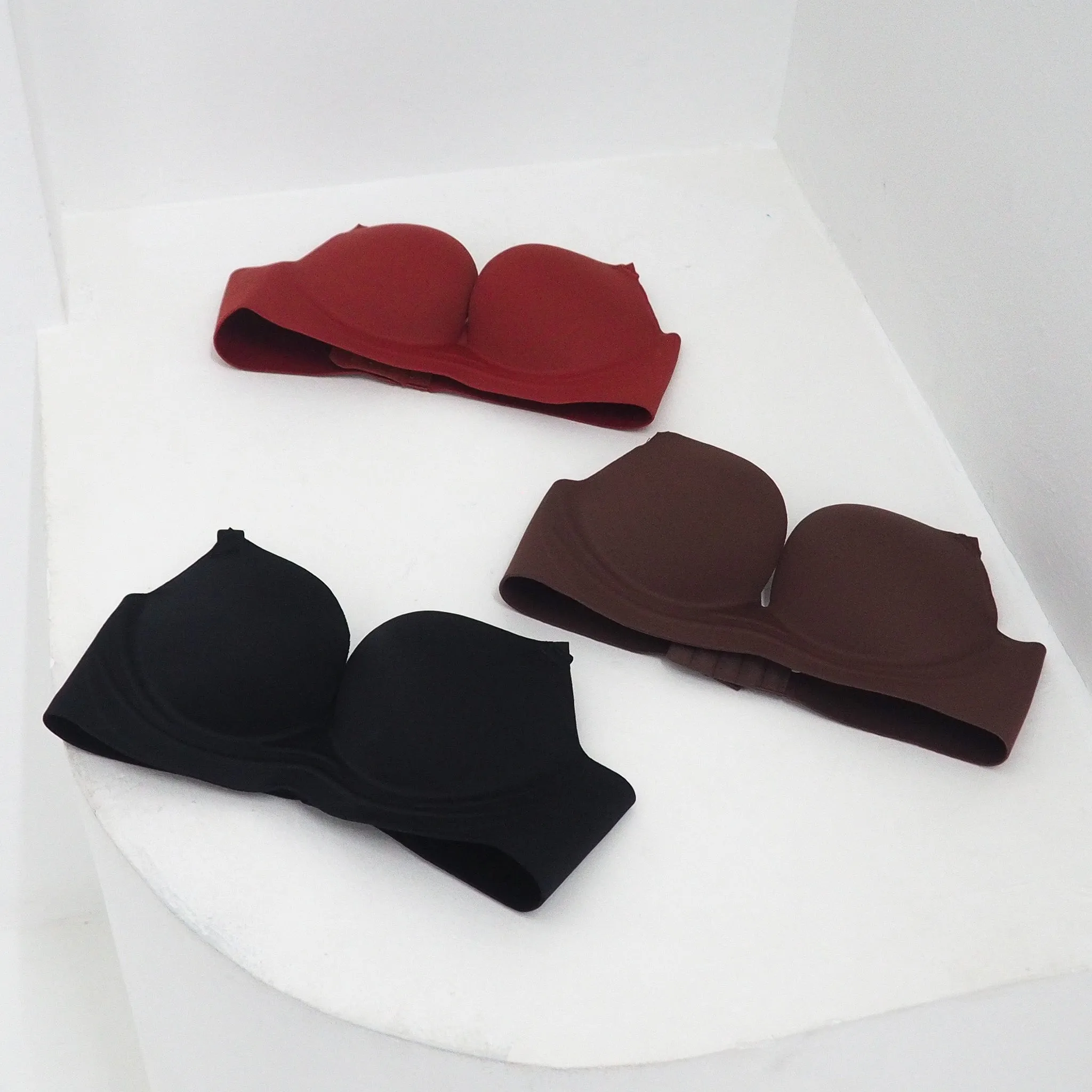 No Bulge! Seamless Wireless Bra in Velvet Creme
