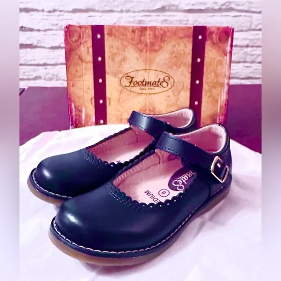 NWOT Adorable ALLIE Footmates Leather Shoes NAVY Blue in original box-Size 9 M/W