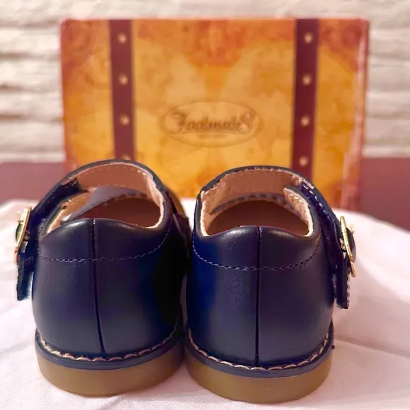 NWOT Adorable ALLIE Footmates Leather Shoes NAVY Blue in original box-Size 9 M/W