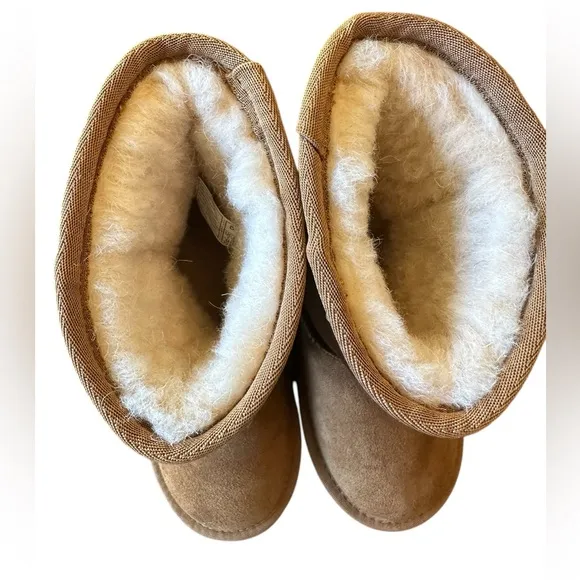 NWT Bearpaw Girls Youth Size 1 Elle Youth Iced Coffee Boots