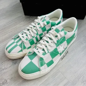 NWT Converse One Star OX Men’s Shoes