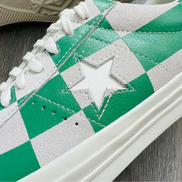 NWT Converse One Star OX Men’s Shoes