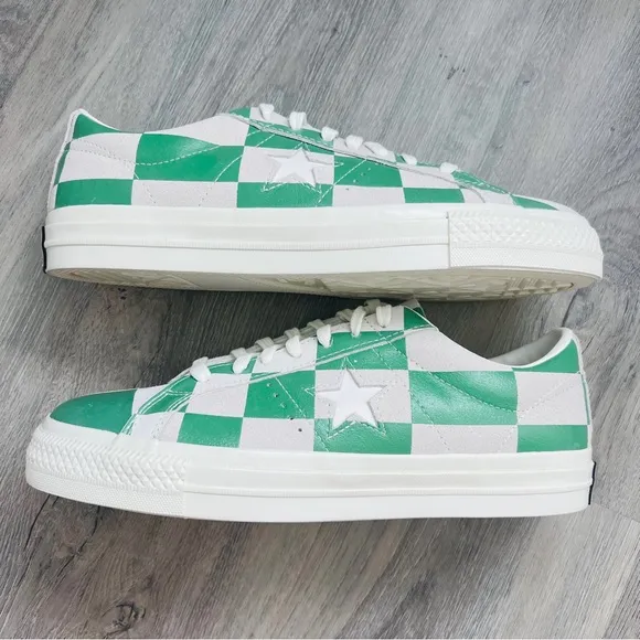 NWT Converse One Star OX Men’s Shoes