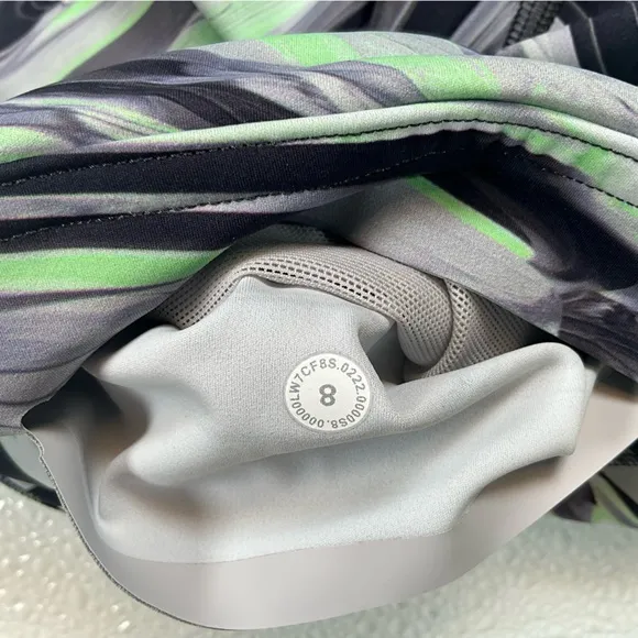 NWT Lululemon Base Pace High-Rise Short 8&quot; Paint Glide Warp Multi Size 8 W7CF8S