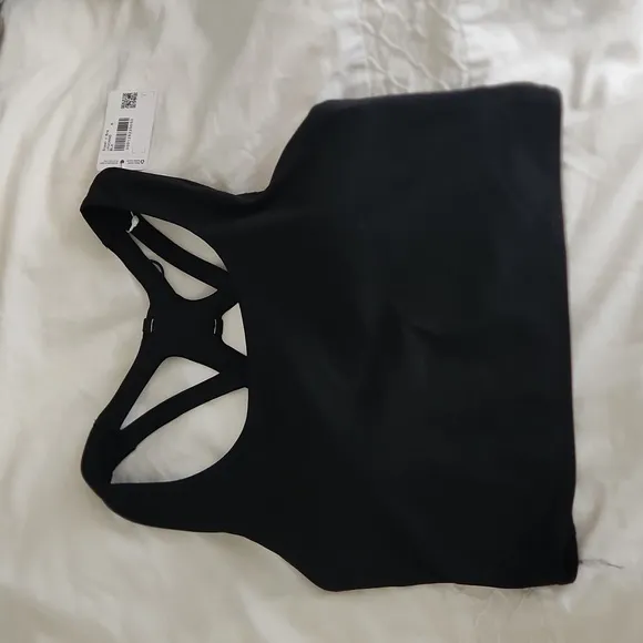 NWT Lululemon Stash It Bra, Black, Size 6