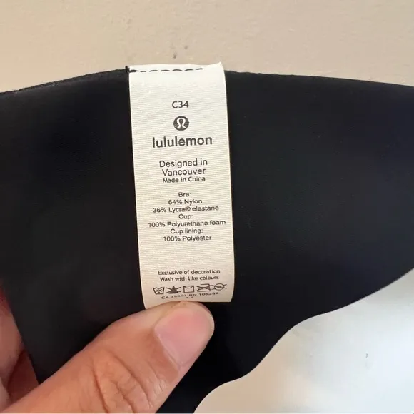 NWT LULULEMON- Take Shape Bra Black On The Move Athletic