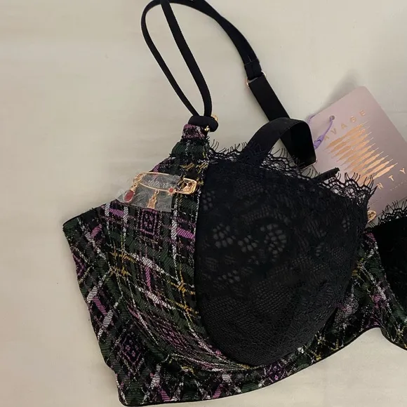 NWT Savage X Fenty by Rihanna A Little Tart Balconette Bra Size 36D.