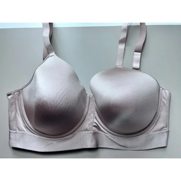 NWT - Set of 2 Bras - Bali DF3456 One Smooth U Bounce Control Underwire, 40DD