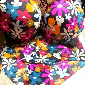 NWT VICTORIA'S SECRET FLORAL DESIGN BRA &amp; PANTY SET