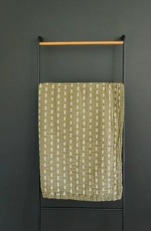 Olive Strokes Muslin Quilt