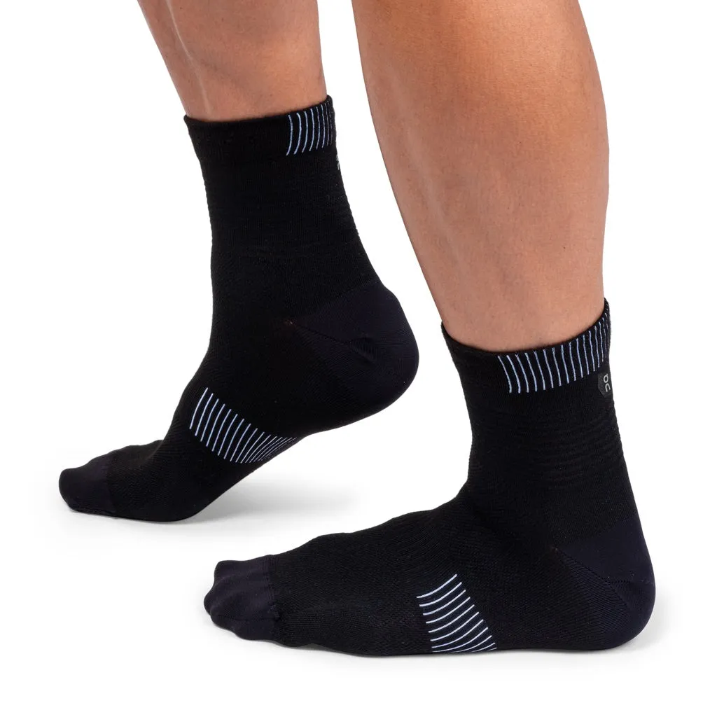 ON Performance Ultralight Mid Sock Black White