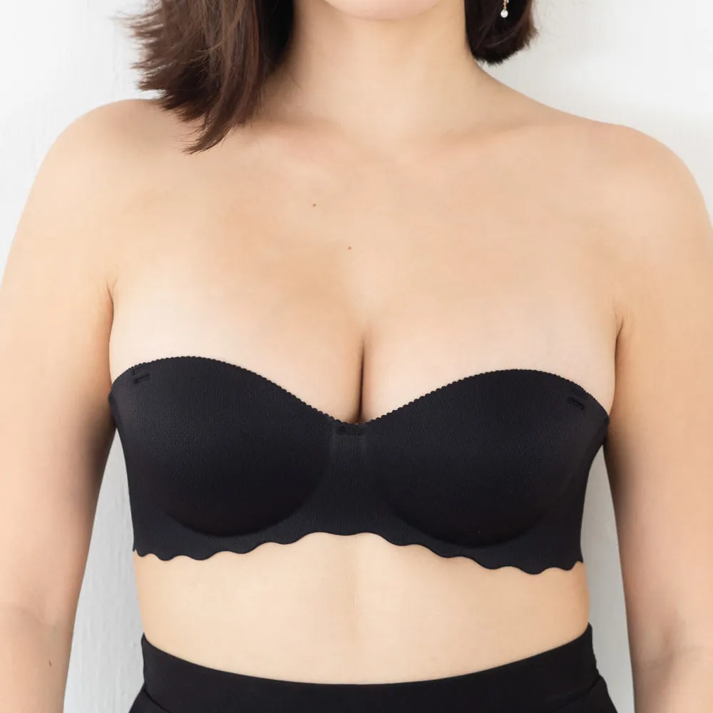 Ooom-pha-licous Scallop 2-Way Wireless Super Push Up Bra in Black (Size XL Only)