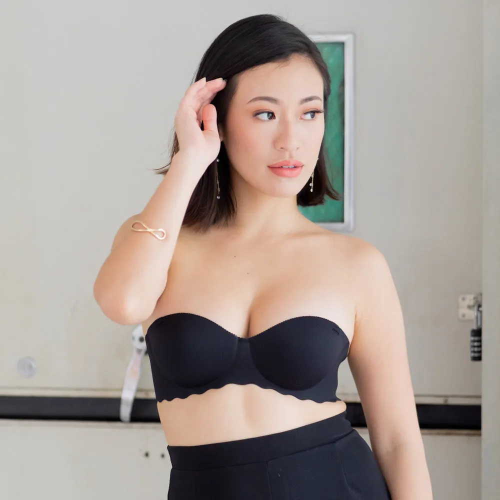 Ooom-pha-licous Scallop 2-Way Wireless Super Push Up Bra in Black (Size XL Only)