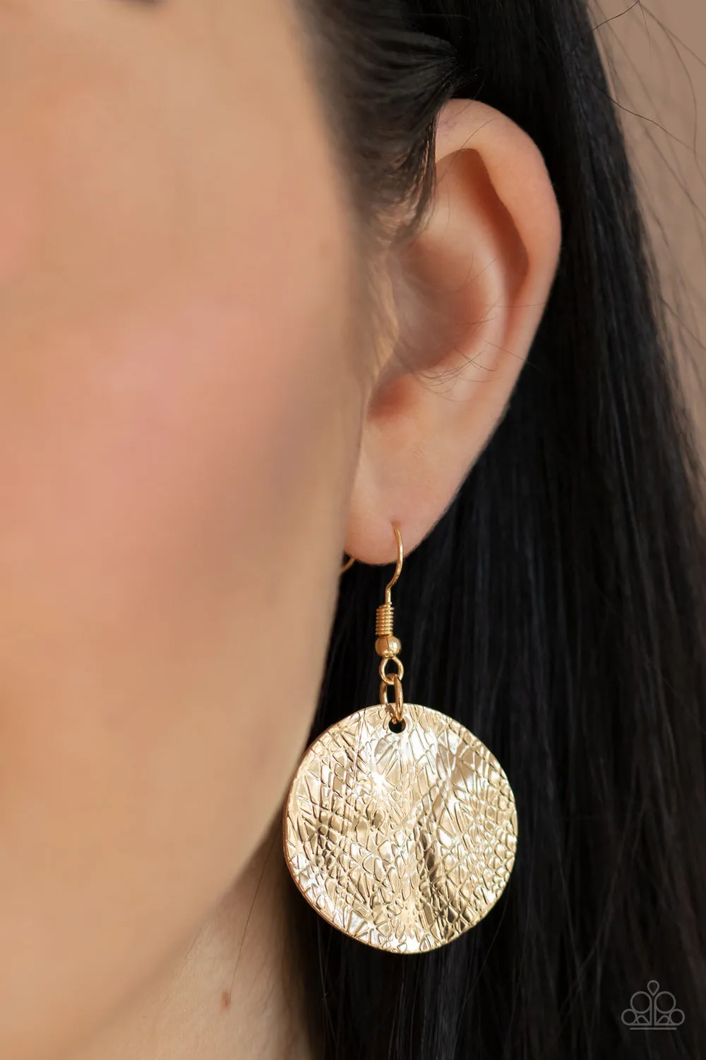 Paparazzi - Barely Scratched The Surface - Gold Necklace