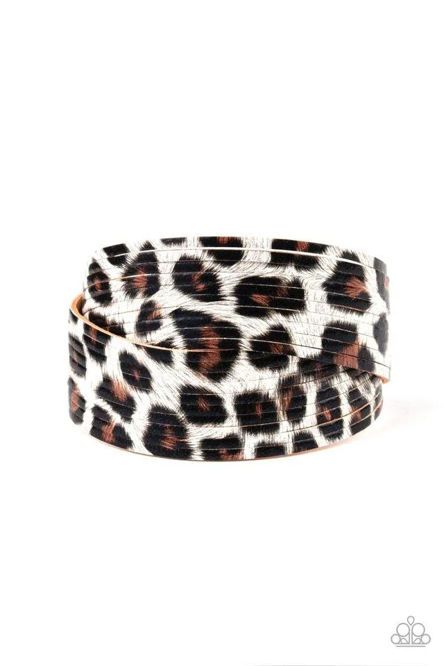 Paparazzi "Hey Gurrl" Black & White LEATHER Cheetah Animal Print Snap Band Bracelet