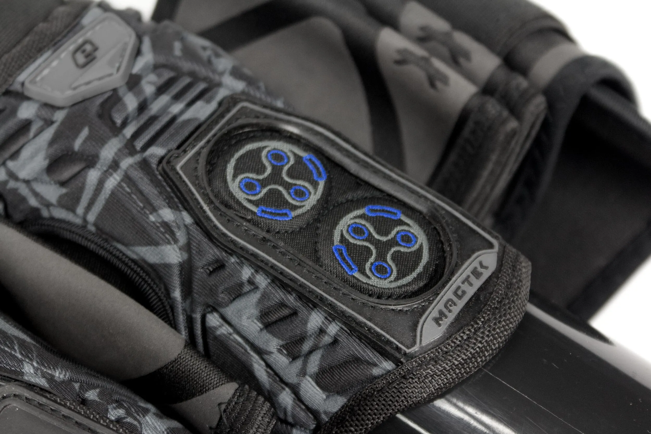 PE Colab HK Magtek Pack Fighter Black 5 4 4