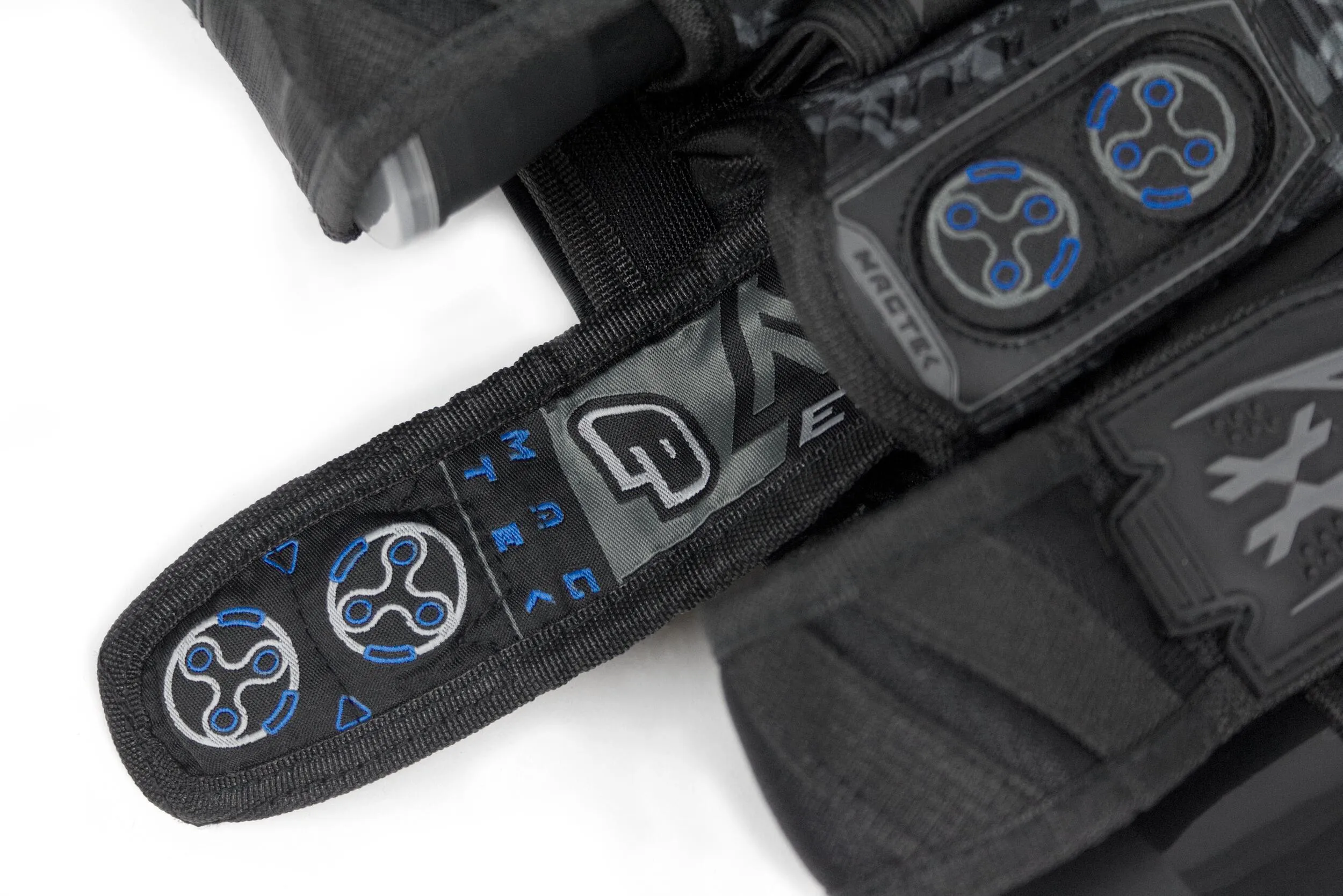 PE Colab HK Magtek Pack Fighter Black 5 4 4