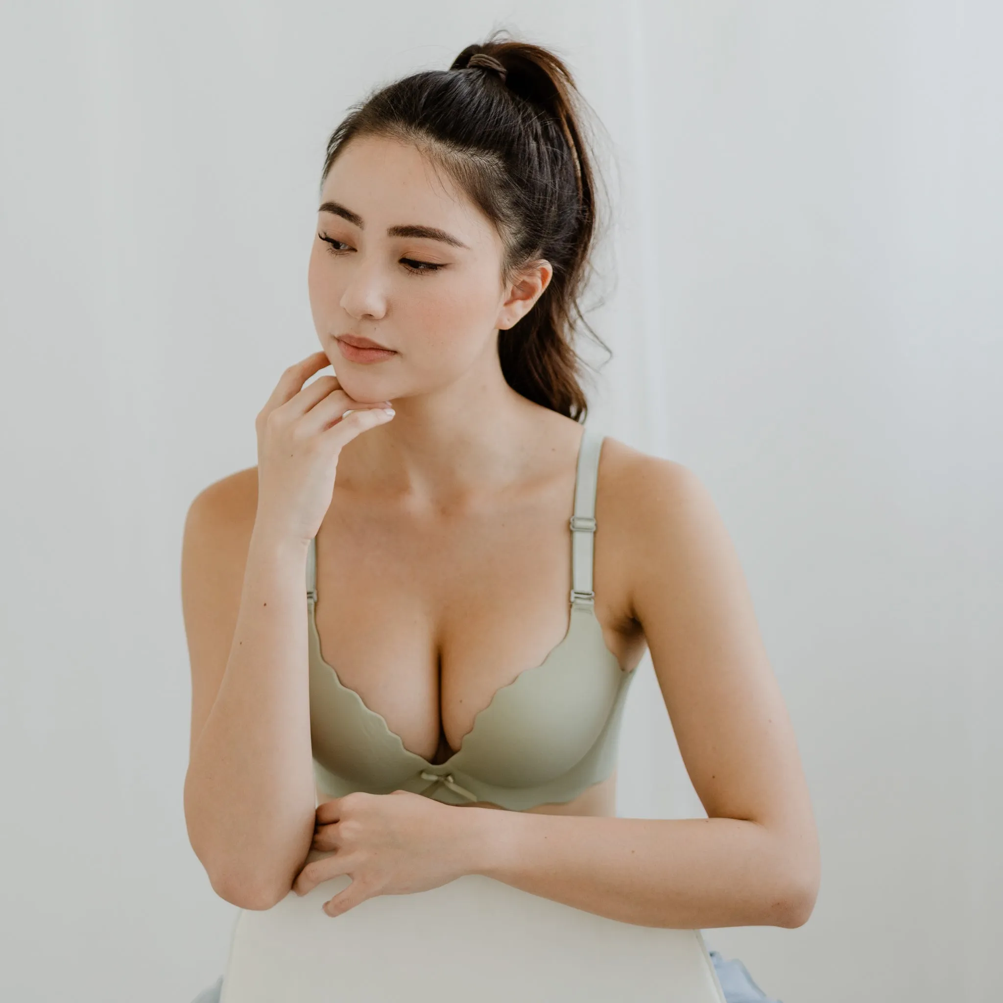 Perk Me Up! Seamless Super Push Up Wireless Bra in Matte Sage