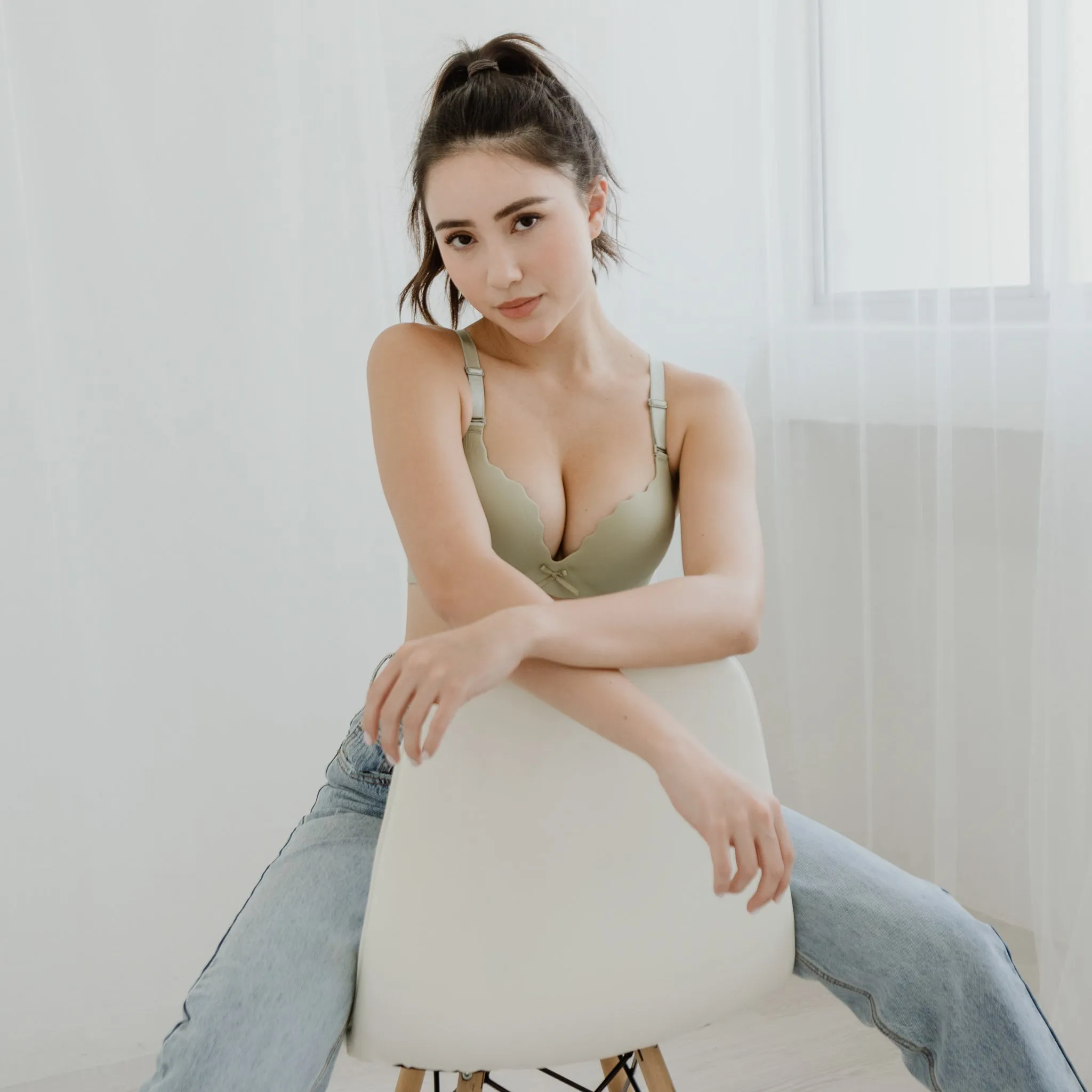 Perk Me Up! Seamless Super Push Up Wireless Bra in Matte Sage