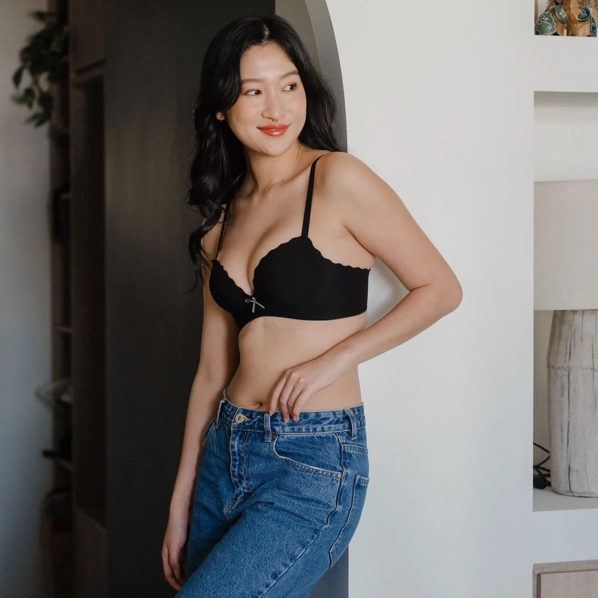 Perky Chevron! Seamless Push Up Wireless Bra in Black