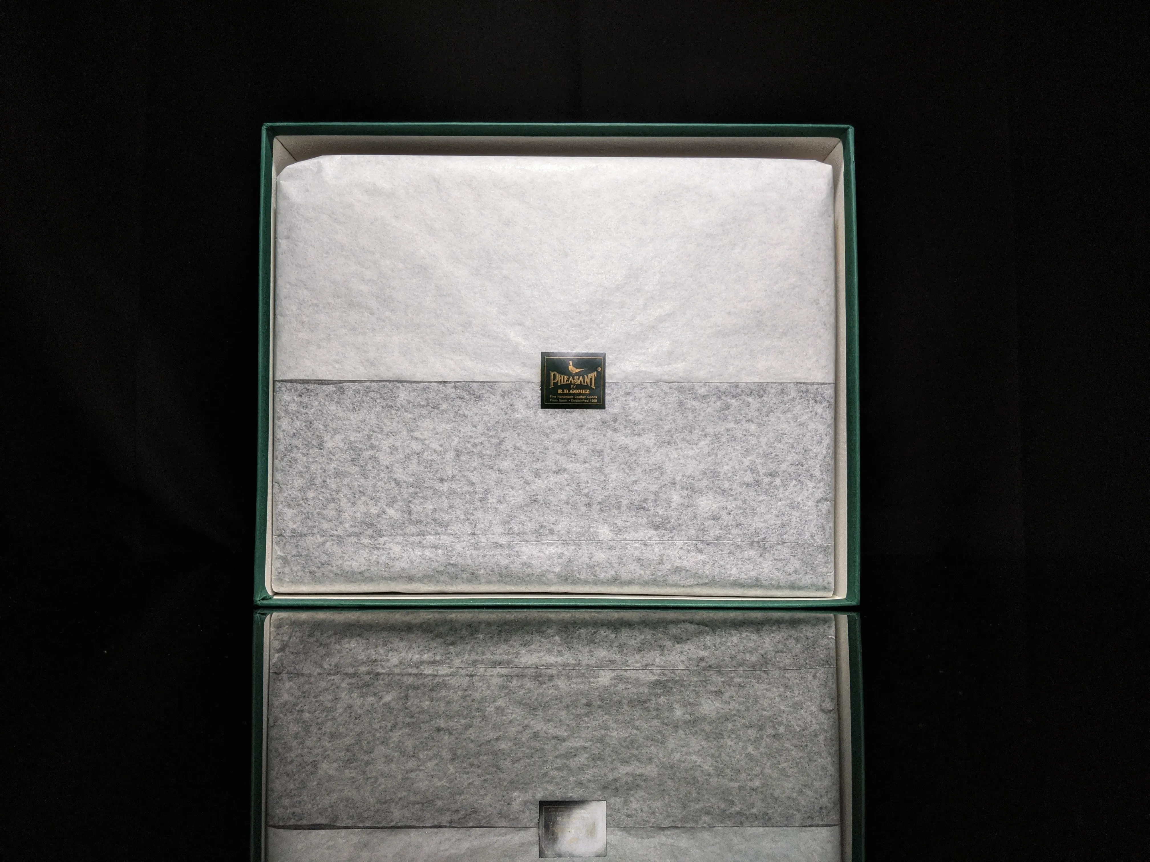 pheasant by R.D.Gomez Black Leather case and cutter NIB