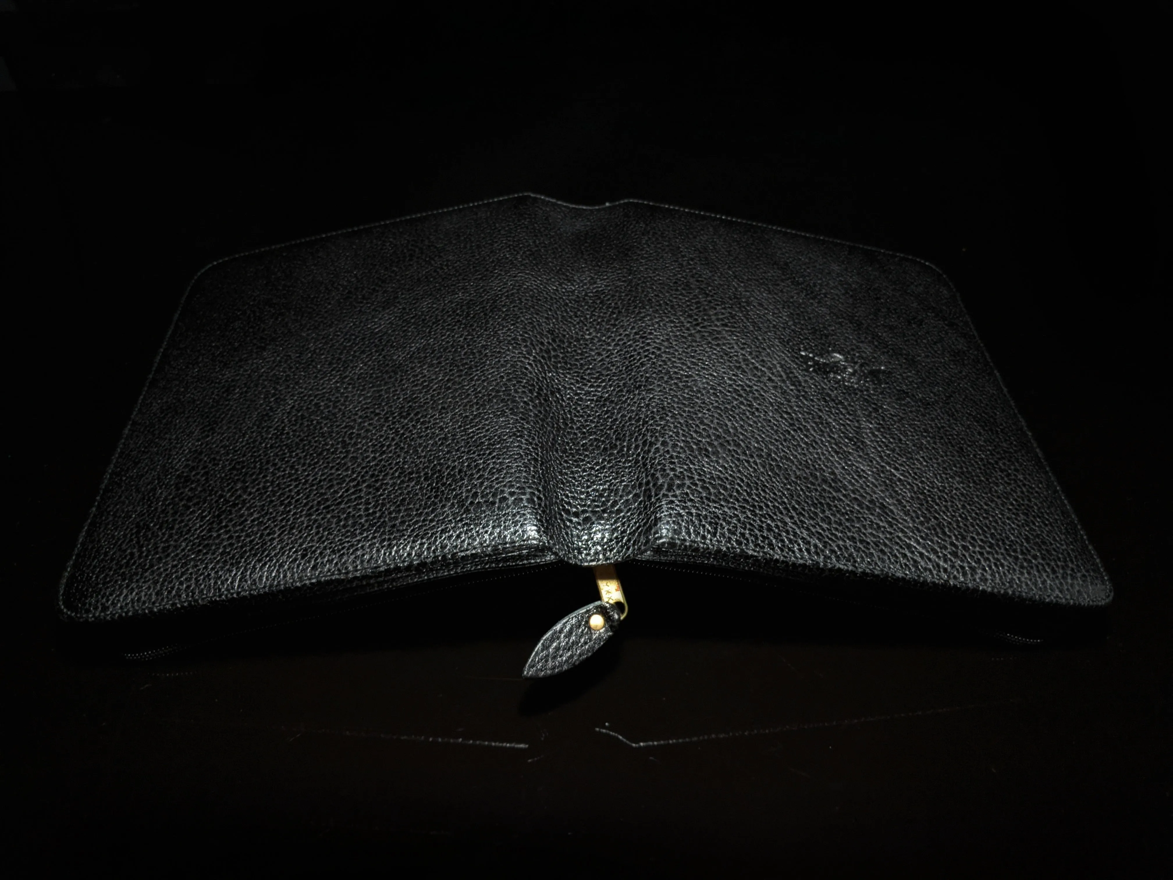 pheasant by R.D.Gomez made in Spain Black  Leather Case NIB