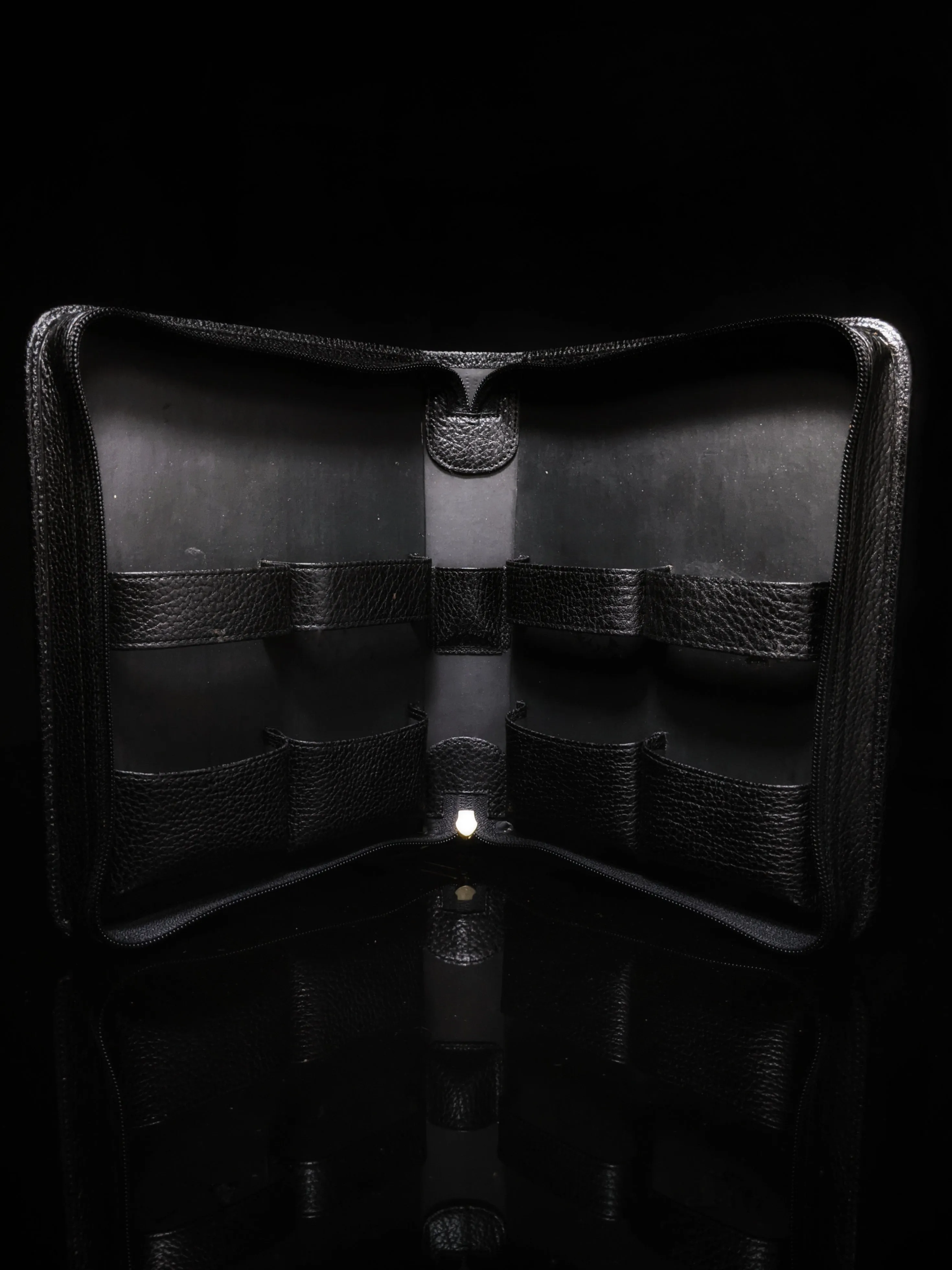 pheasant by R.D.Gomez made in Spain Black  Leather Case NIB