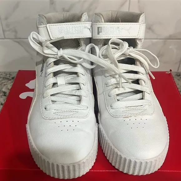 Puma Carina Mid Jr Girls sneaker size 6C White Softfoam Optimal Comfort